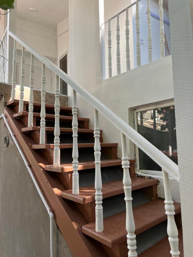 Monika Apartment Тбилиси Экстерьер фото